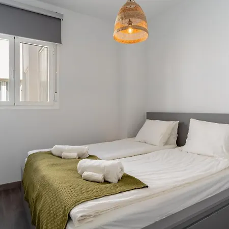 With Big Roof Terrace Apartamento Estepona