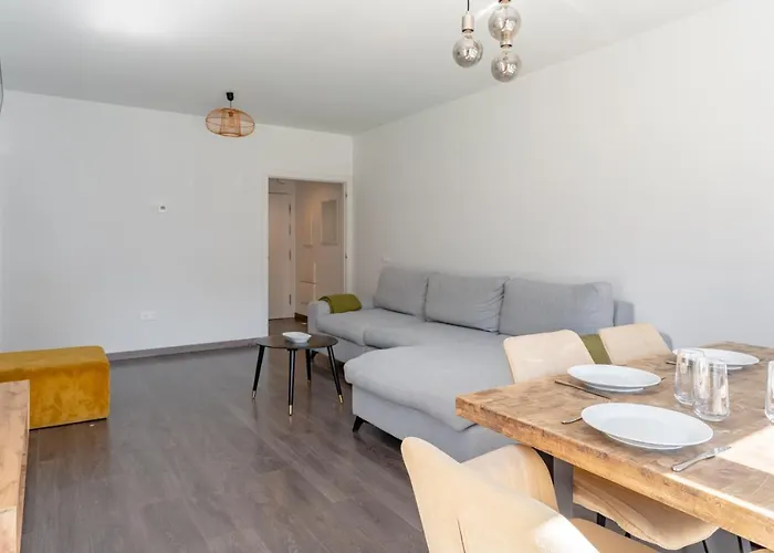 With Big Roof Terrace Estepona