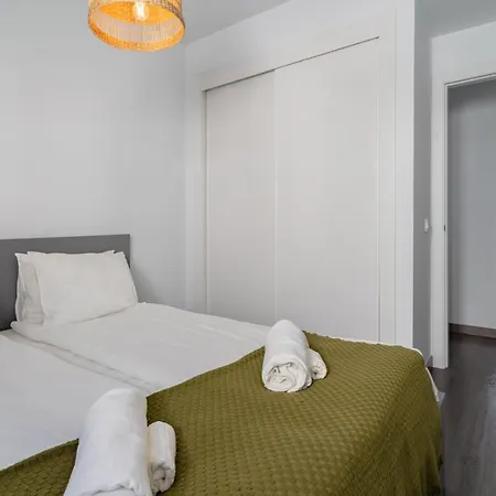 With Big Roof Terrace Lägenhet